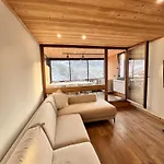 Val Thorens, Serac 7 - Neuf, Pied Des Pistes, Plein Sud, Vue Magnifique - Familial *