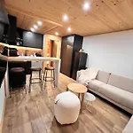 Val Thorens, Serac 7 - Neuf, Pied Des Pistes, Plein Sud, Vue Magnifique - Familial